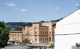 Old Town Scharajevo - Free Parking