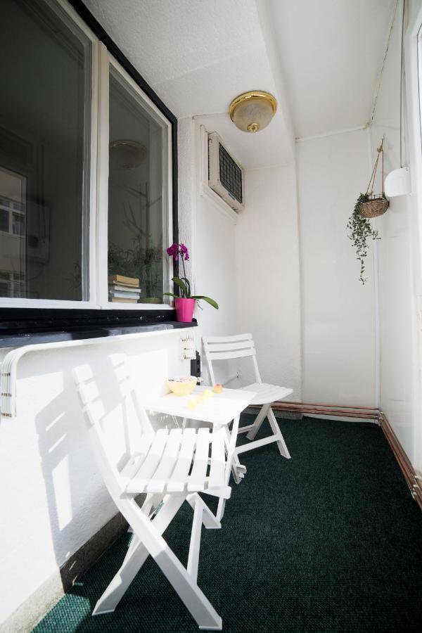 Ferienwohnung Old Town Scharajevo - Free Parking SJJ Exterior foto
